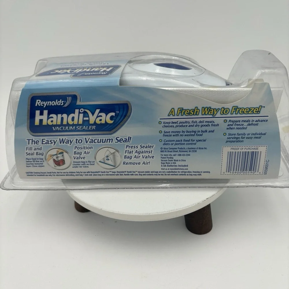 Reynolds Handi-Vac Handheld‎ Vacuum Sealer Starter Kit Food Storage NEW SEALED